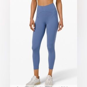 Lululemon Unlimit HR tight 25” size 6 in water drop